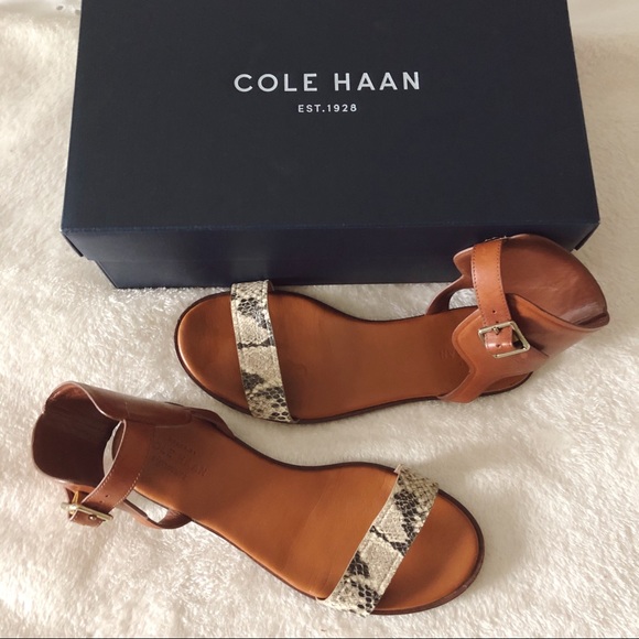 cole haan barra flat sandal